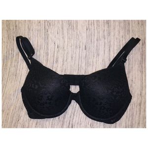 NWT VS PINK LACED PUSH-UP BRA🖤💖